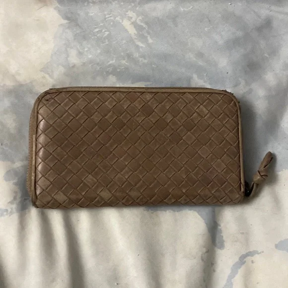 Vintage Bottega Veneta Wallet - Picture 1 of 7